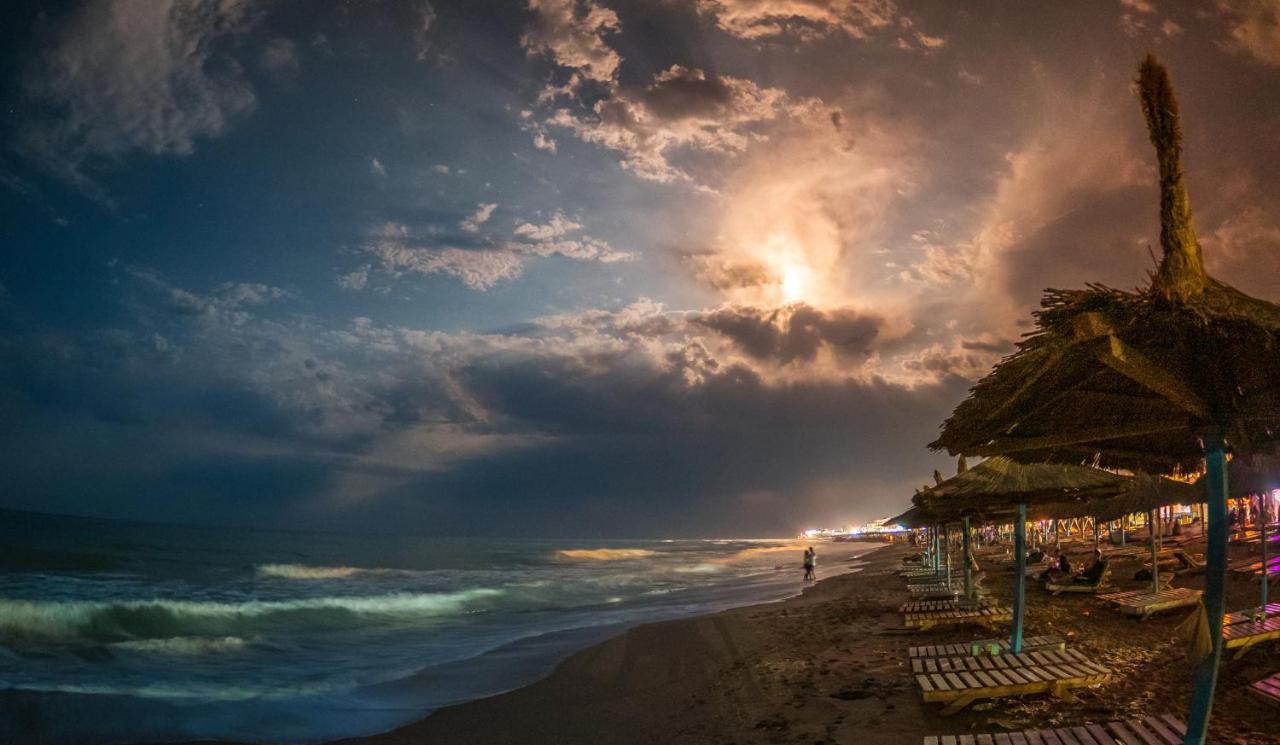 Spot Vama Veche Hotel Bagian luar foto